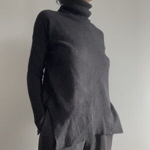 Ann Taylor 100% Cashmere Turtleneck Sweater with Side Split Opening